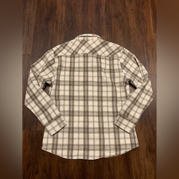 NWT Distortion Cream & Brown Plaid Flannel Jacket Shirt - Picture 6 of 7